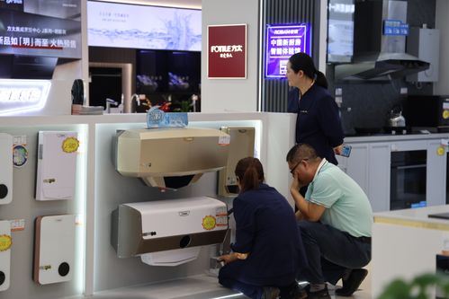 家电以旧换新加码，广州线下客流增多，街坊盼补贴低门槛少套路